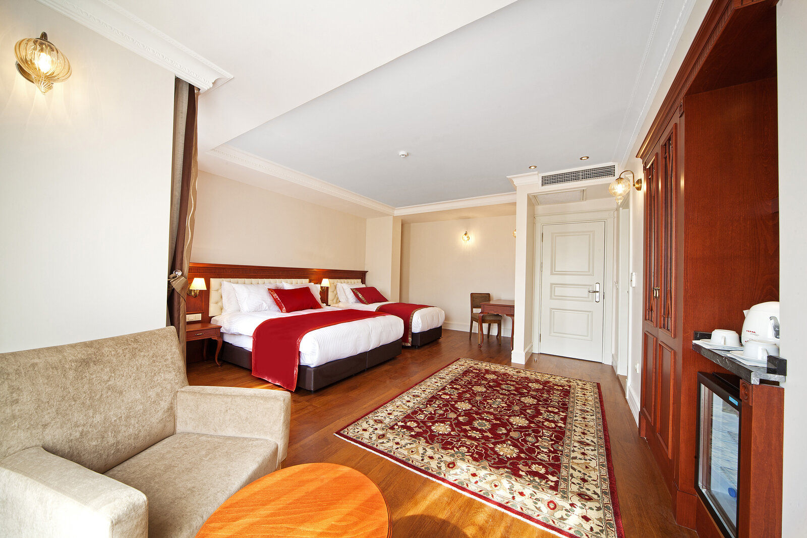Superior Üç Kişilik Oda – Aren Suites