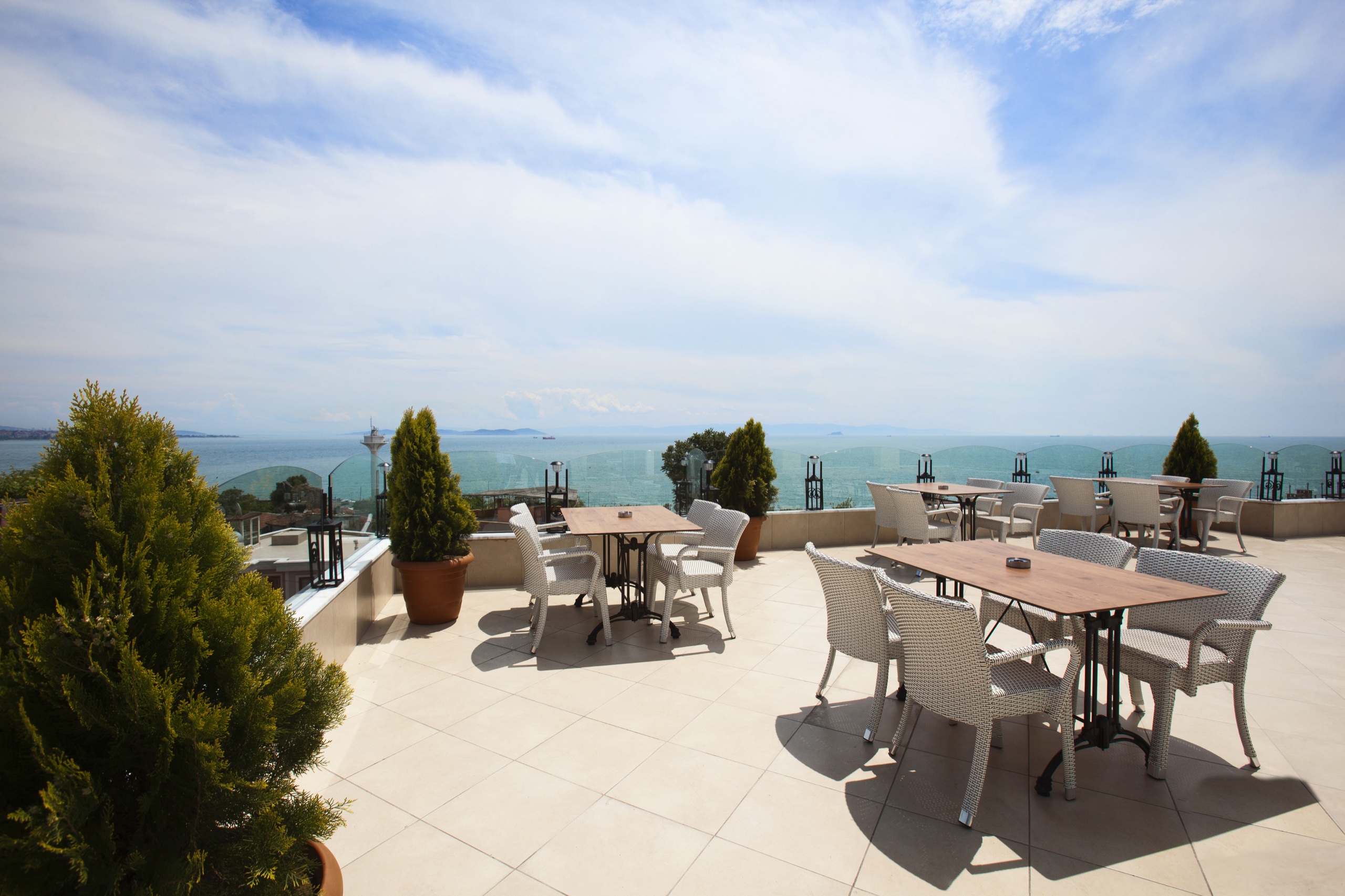 Aren Suites rooftop terrace with Sea of Marmara view